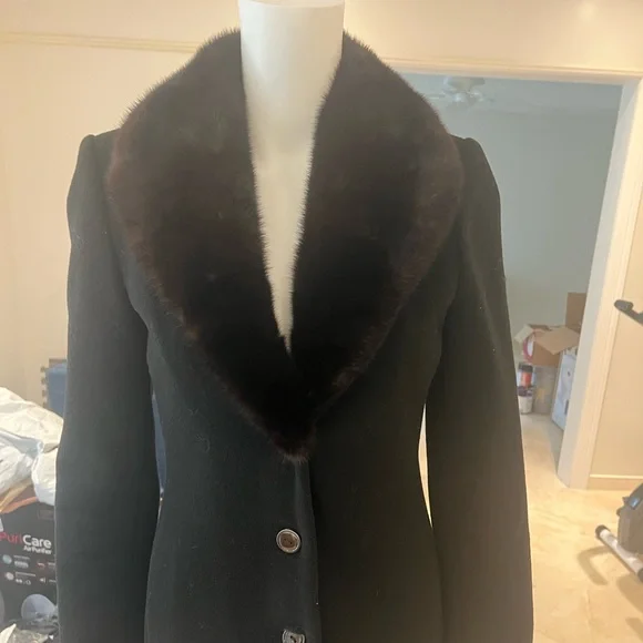 Blumarine black wool coat with brown fur trim 40